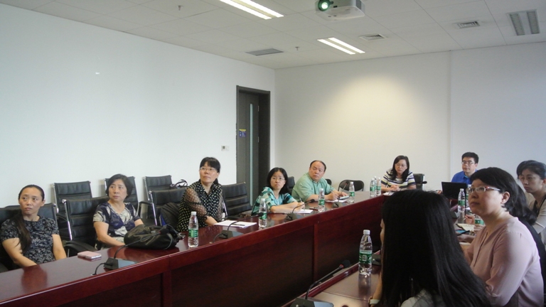 beat365唯一官方网站院举行英语双学位双专业和大学英语教学教务联系会议1